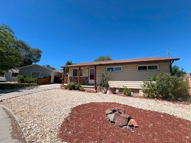 3095 Attridge Pl in Reno, NV - Building Photo - Building Photo
