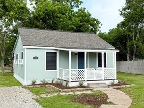 14070 S Hwy 288b in Angleton, TX - Building Photo - Building Photo
