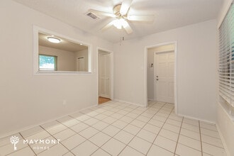 1201 Holt Ave in Desoto, TX - Building Photo - Building Photo