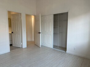 14078 Lemoli Way in Hawthorne, CA - Foto de edificio - Building Photo