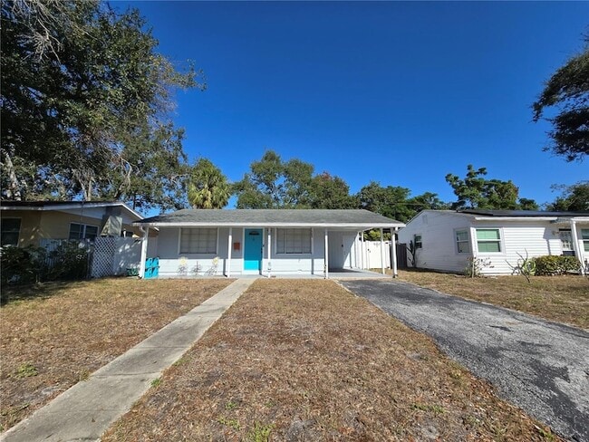 6343 5th Ave S in St. Petersburg, FL - Building Photo - Building Photo