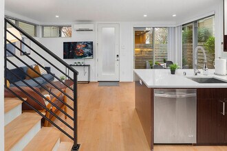 1106 12th Ave in Seattle, WA - Building Photo - Building Photo