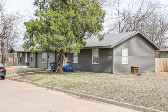 209 S Urbana Ave in Tulsa, OK - Building Photo - Primary Photo