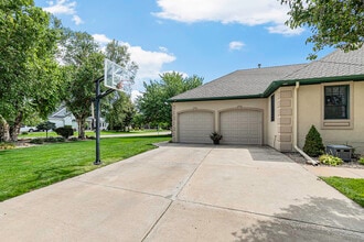 2617 E 12th St in Fremont, NE - Foto de edificio - Building Photo