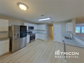 3001 Cedar Crest Dr in McKinney, TX - Building Photo - Building Photo