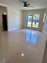 6840 Greene St in Hollywood, FL - Building Photo - Building Photo