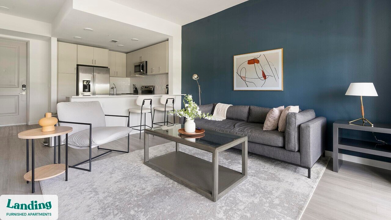 7301 Lake Bank Lp, Unit C3-305 in Ft. Myers, FL - Building Photo