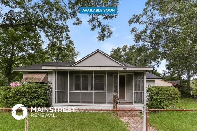 property at 3114 N 3rd St Cir