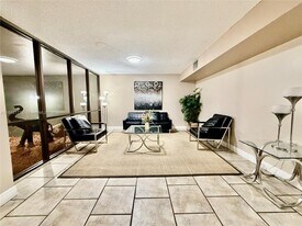 2761 Taft St in Hollywood, FL - Building Photo