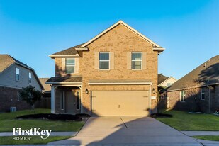 1315 Lucas St in Pearland, TX - Building Photo