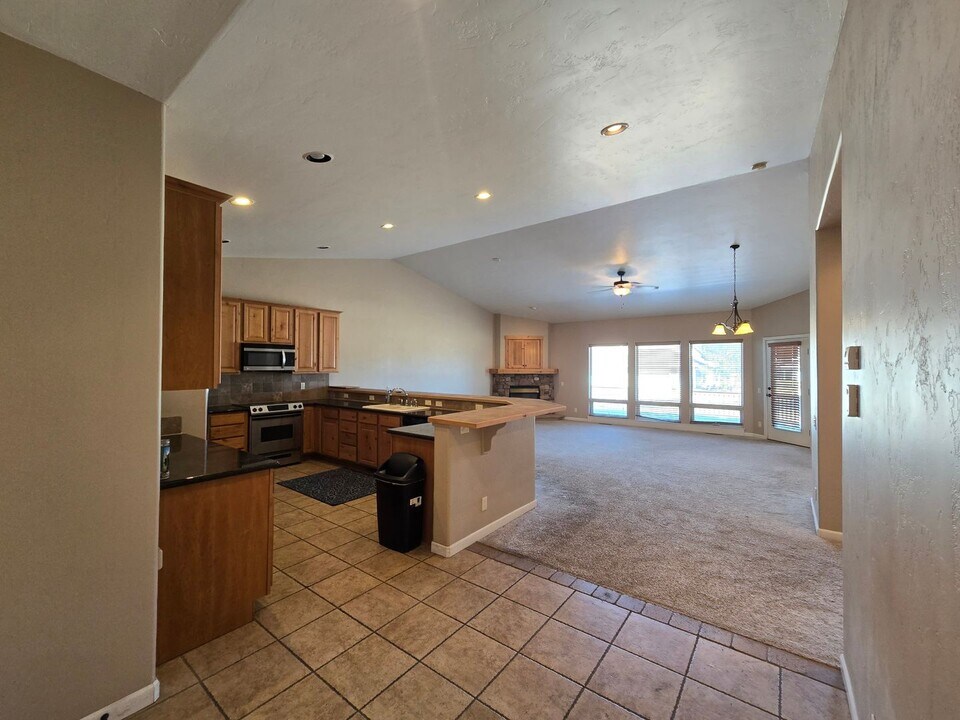 215 Valley View Dr in Pagosa Springs, CO - Building Photo