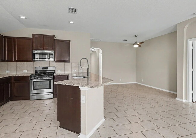property at 139 Kildeer Creek