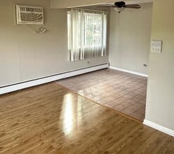 8241 W 79th St in Justice, IL - Building Photo - Building Photo