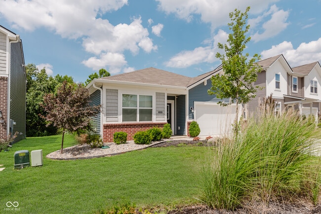 10008 Sundley Dr in Indianapolis, IN - Building Photo - Building Photo
