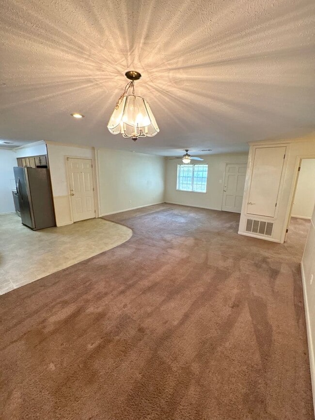 2106 Waymon St in Shreveport, LA - Building Photo - Building Photo