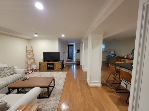 1803 Beacon St, Unit B in Brookline, MA - Building Photo