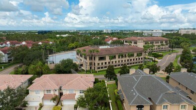 277 Valencia Cir in St. Petersburg, FL - Building Photo - Building Photo