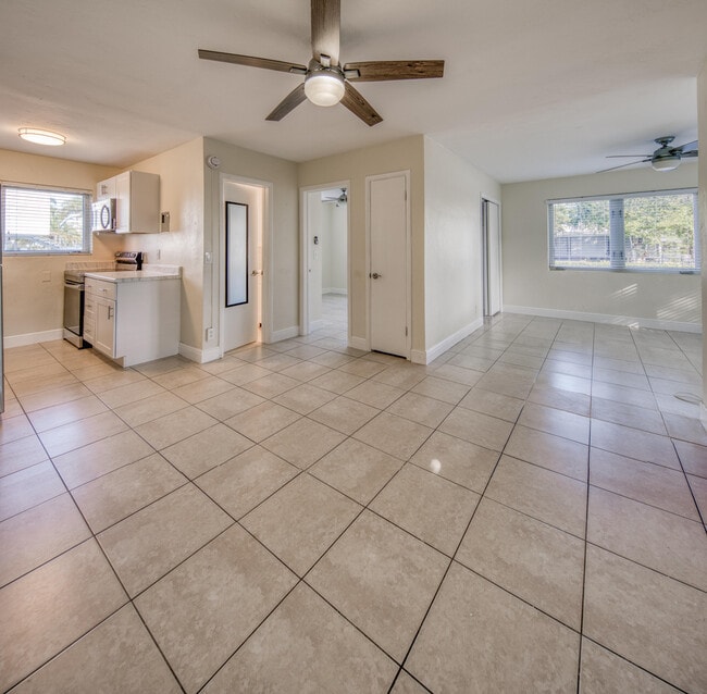 property at 101 S Palmway