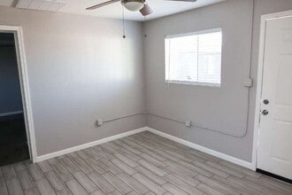 561 S Meridian Rd in Apache Junction, AZ - Building Photo - Building Photo