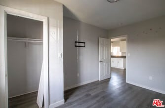 4710 Wall St in Los Angeles, CA - Building Photo - Building Photo