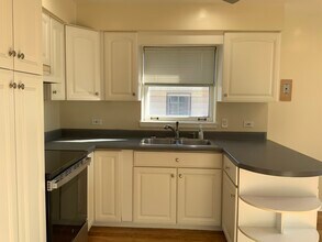 750 Greenbay Ave in Calumet City, IL - Building Photo - Building Photo