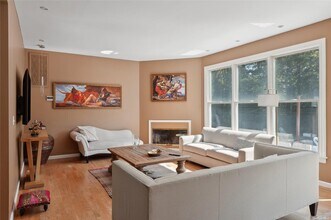 1 Candace Dr in Southampton, NY - Building Photo - Building Photo