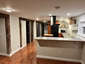 903 23rd Ave S, Unit #B in Seattle, WA - Building Photo