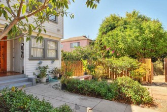 114 Paloma Ave in Venice, CA - Building Photo - Building Photo