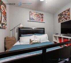 2651 W Armitage Ave, Unit 1 in Chicago, IL - Building Photo - Building Photo