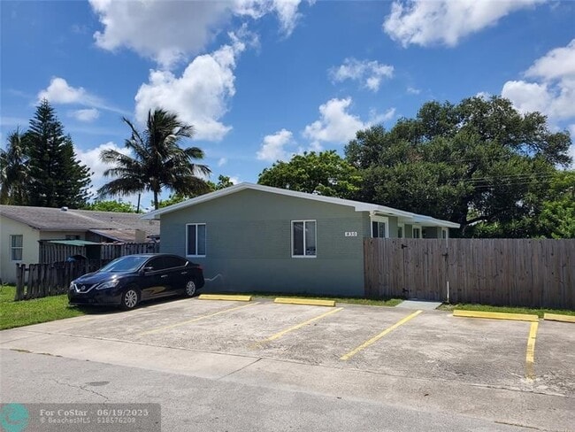 property at 430 SW 9th Ave