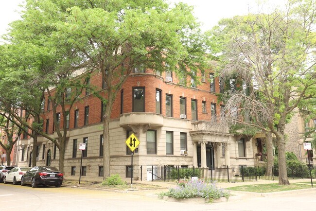 property at 856 W George St