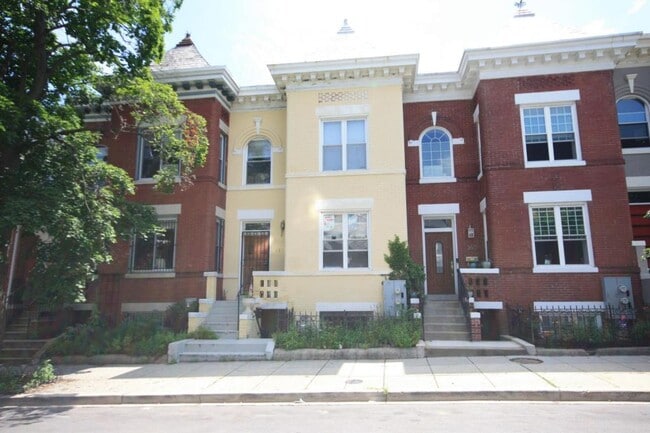 property at 3607 11th St NW