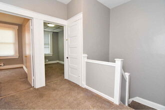 5 S Wickham Rd in Baltimore, MD - Building Photo - Building Photo