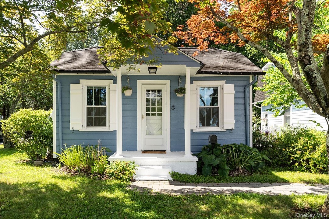 103 Erie St in Blauvelt, NY - Building Photo