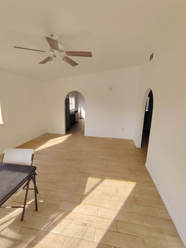 901 N Terry St in Rockport, TX - Building Photo - Building Photo