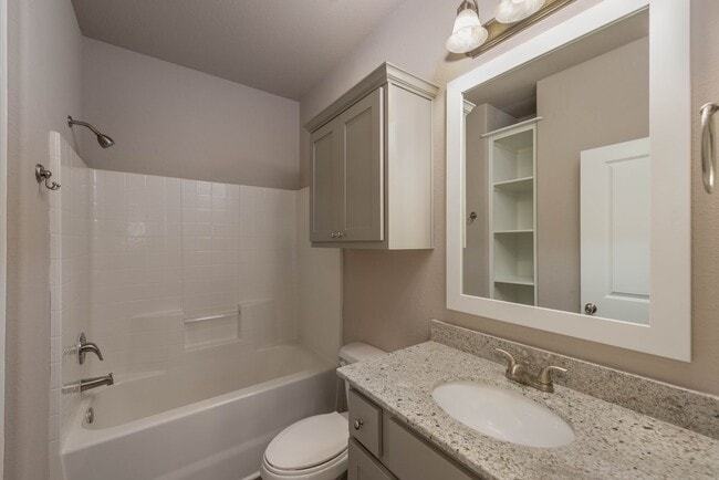 3404 Papa Bear Dr in College Station, TX - Building Photo - Building Photo