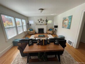 531 Oakland Ave in Birmingham, MI - Building Photo - Building Photo
