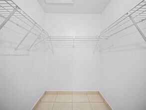 4355 W 9th Ct in Hialeah, FL - Building Photo - Building Photo