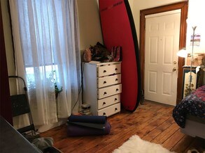 4 Loomis St-Unit -2 in Burlington, VT - Building Photo - Building Photo