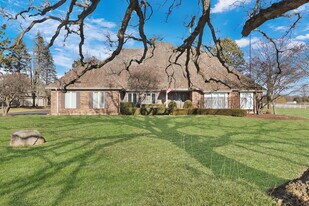 37274 N Black Velvet Ln in Wadsworth, IL - Building Photo