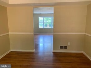 249 Periwinkle Ave in Langhorne, PA - Building Photo - Building Photo