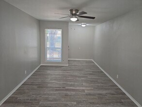 202 Linda Ln in Euless, TX - Building Photo - Building Photo