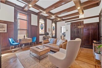 240 9th St in Jersey City, NJ - Building Photo - Building Photo