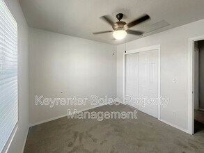 3120 Cascadia St in Caldwell, ID - Building Photo - Building Photo