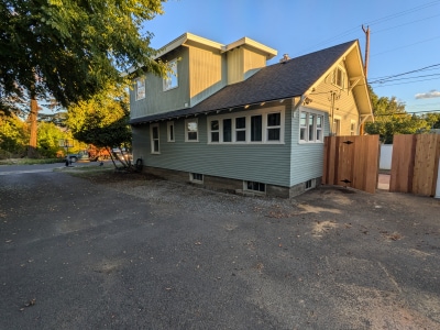 616 Newtown St in Medford, OR - Building Photo - Building Photo