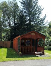 5628 State Route 23 in Windham, NY - Foto de edificio - Building Photo
