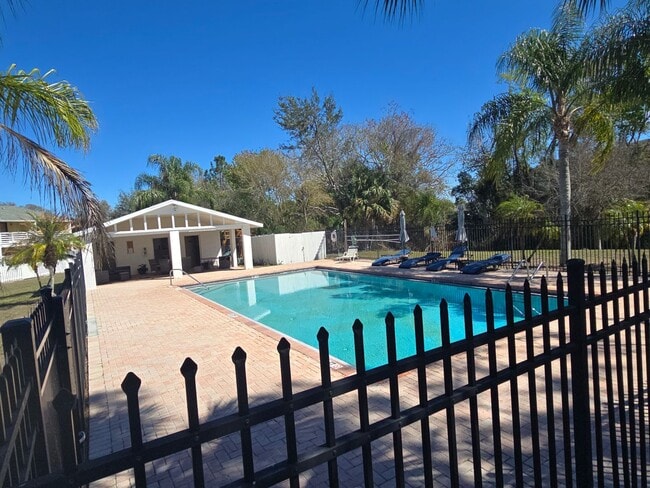 22640 Watersedge Blvd in Land O Lakes, FL - Building Photo - Building Photo