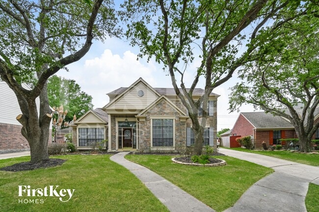 property at 2017 Spinnaker Dr