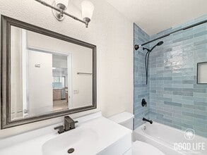 615 Fredricks Ave in Oceanside, CA - Foto de edificio - Building Photo