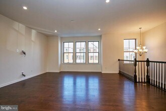 43428 Robey Sq in Ashburn, VA - Building Photo - Building Photo